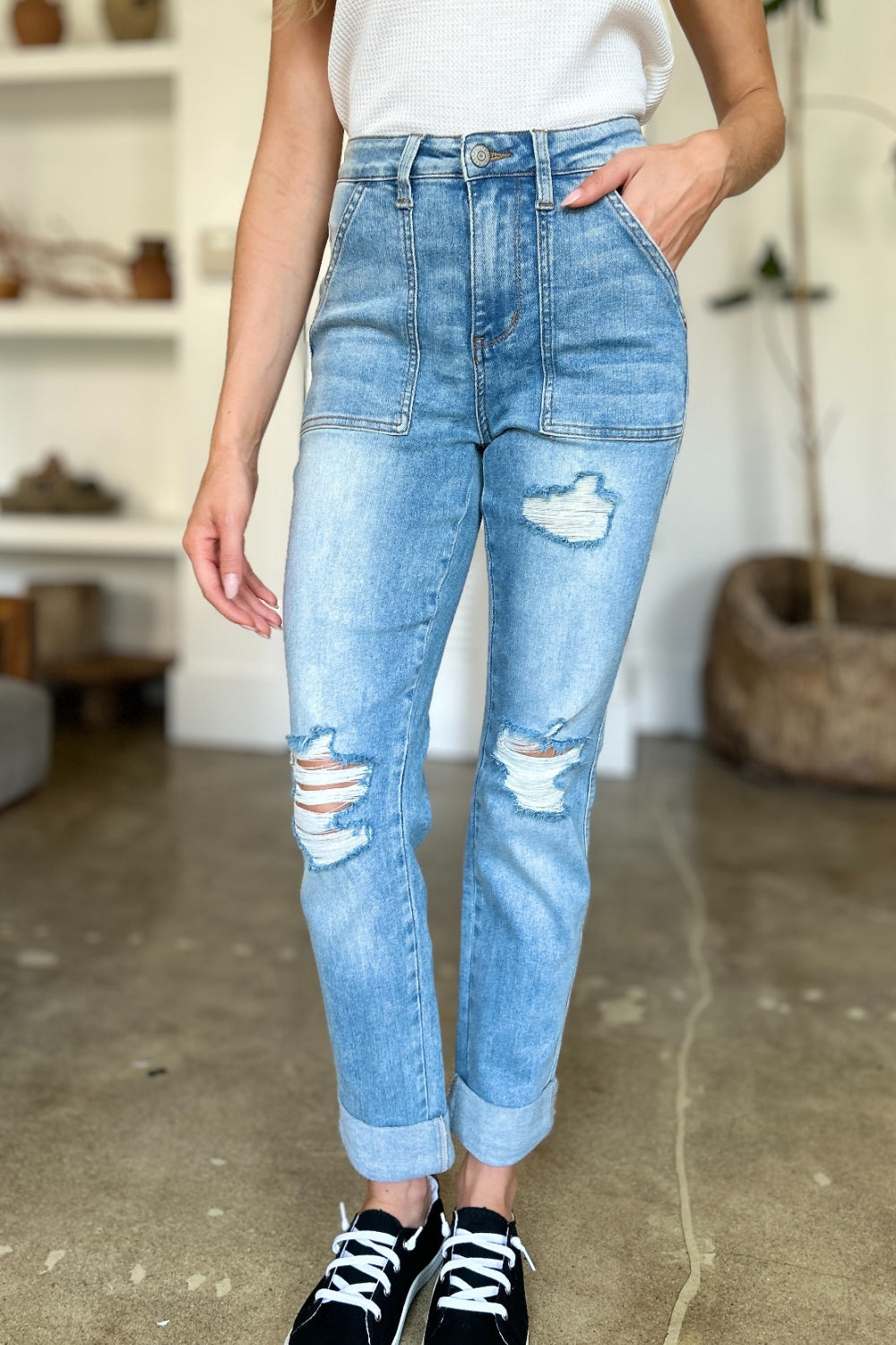 JUDY BLUE Slim Fit Mid Rise Ankle good Jeans Boyfriend Cut Distressed Size 9/29