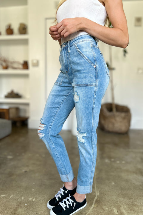 Judy Blue | Distressed Straight Jeans | Rubies + Lace