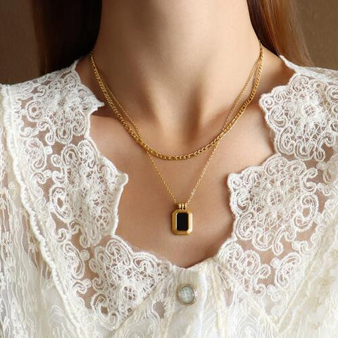 Gold-Plated Layers | Pendant Necklace | Rubies + Lace